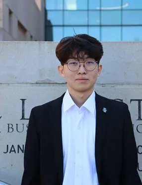 Warren Huang